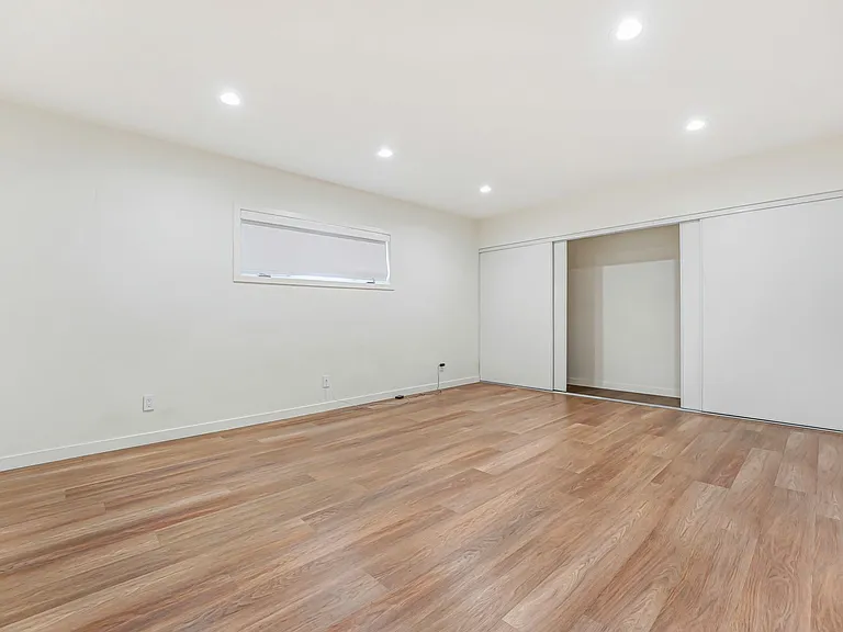 7741 Variel Ave — Photo 13