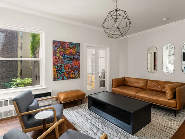 70 East 93rd Street image 4 of 14