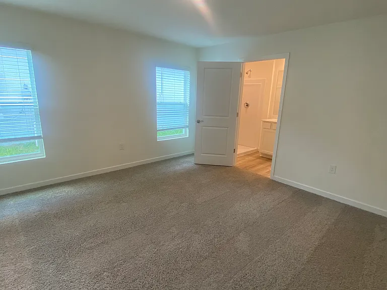 11511 Memorial Dr — Photo 15