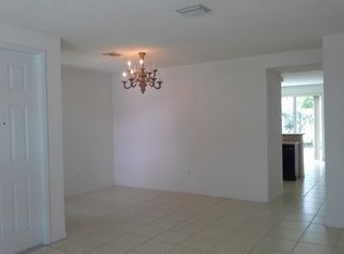 1013 NE 42nd Pl, Homestead, FL 33033