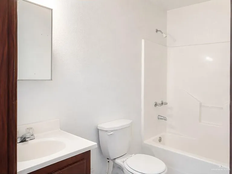 2316 Ashley Ave #3 — Photo 4