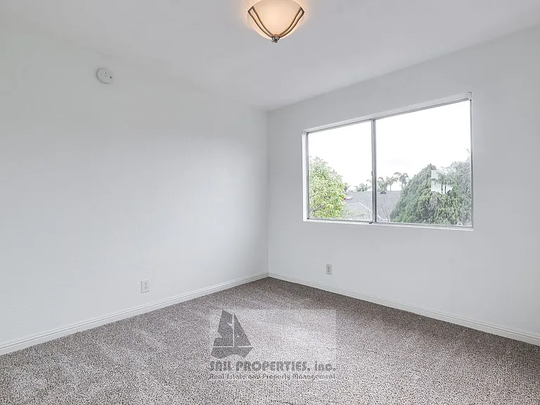 8602 Doremere Dr — Photo 11