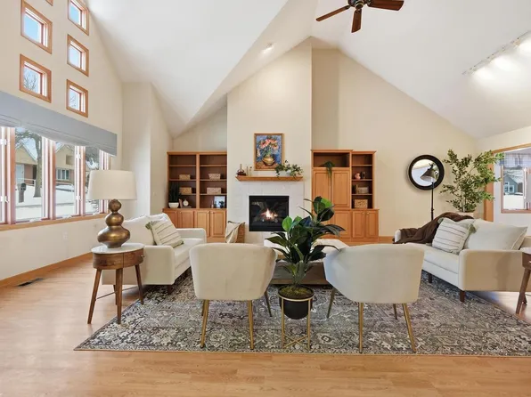 7911 Courtyard Drive, Madison, WI 53719