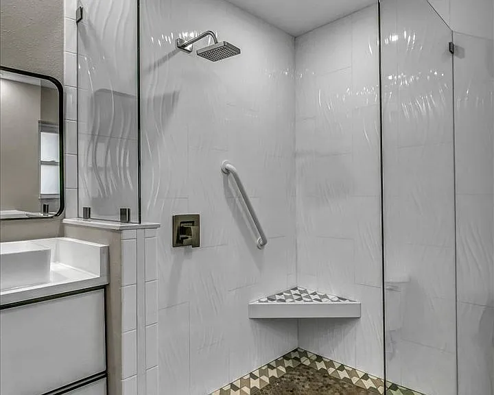 525 Lamara Way NE — Photo 28