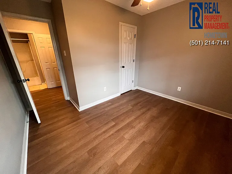 36 Parkview Dr — Photo 8