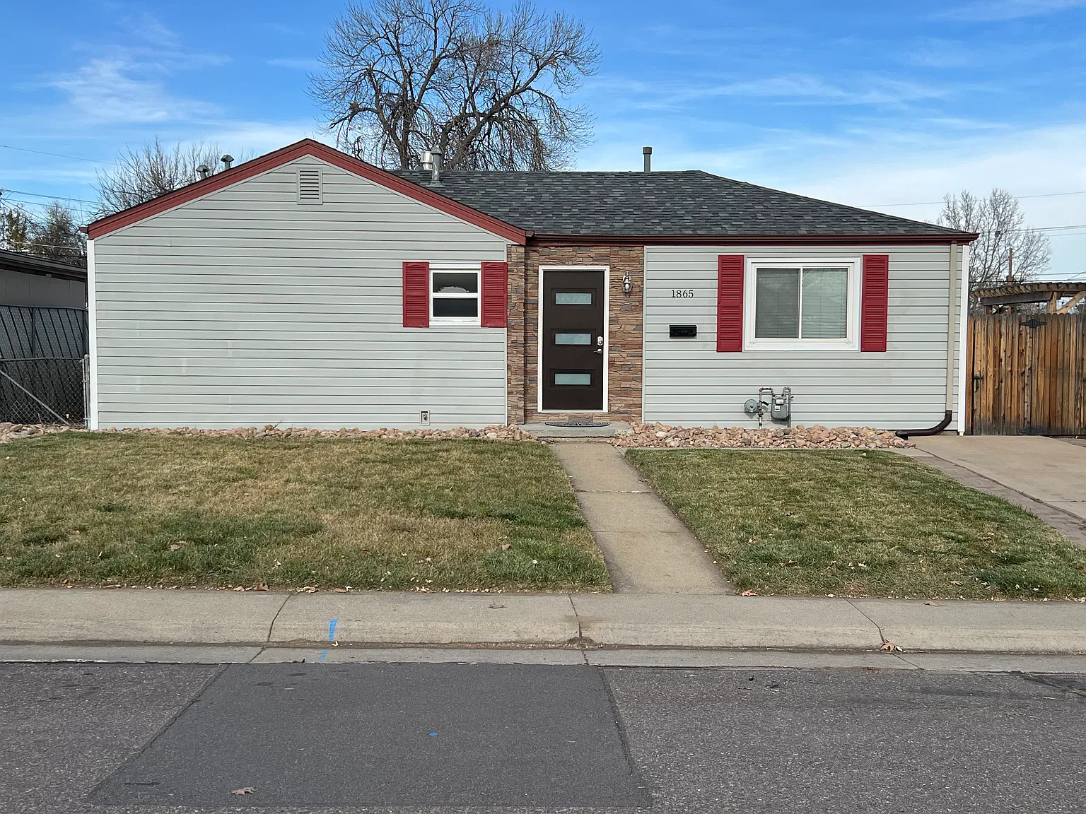2 bed, 1100 sqft, $2,500 — Photo 1