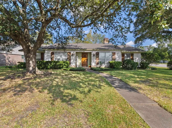 6420 Daisy Dr, Beaumont, TX 77706