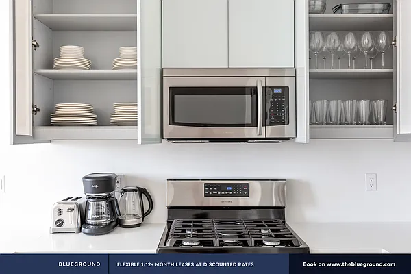 Rented by The Blueground | media 15