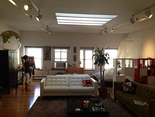 Rented by Manhattan Property Group | media 2