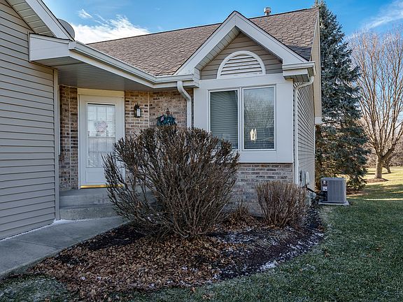 3rd image of 887 S Bell School Rd #0