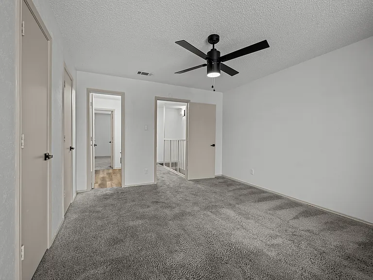 Little Creek Apartments — Photo 36