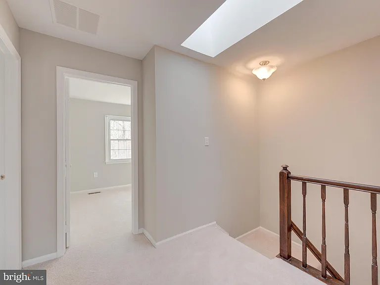 10332 Mockingbird Pond Ct — Photo 16
