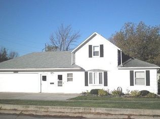 751 5th St, Manilla, IA 51454