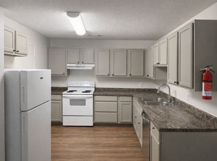 2920 Dawn Ct, Siloam Springs, AR 72761