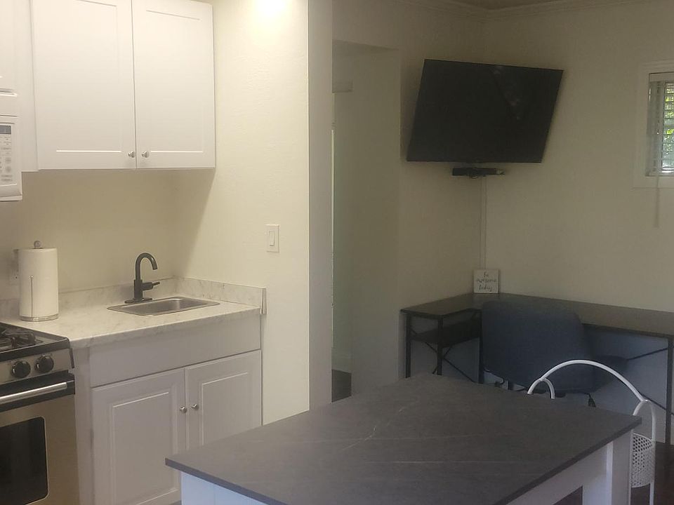 Kitchen with Island