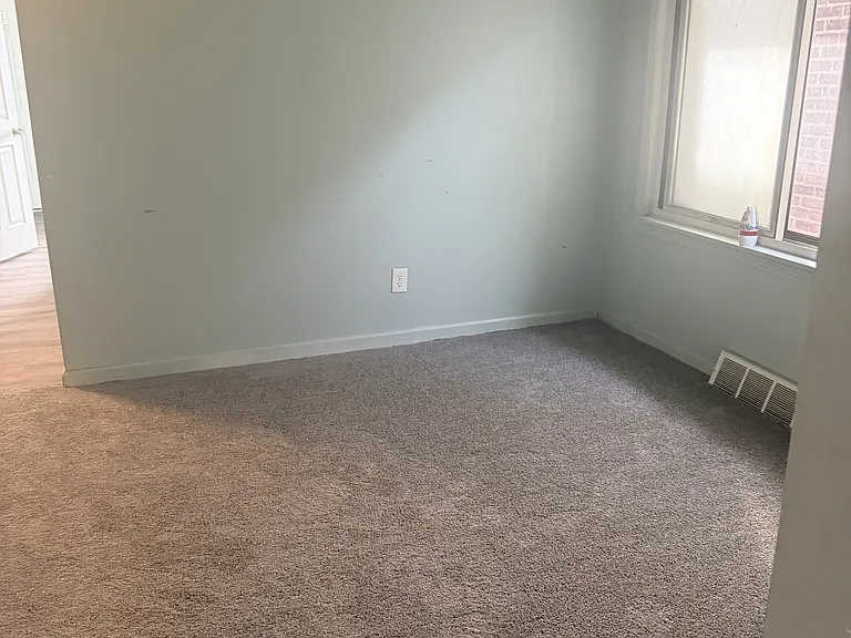 1308 Hanford Ave — Photo 43