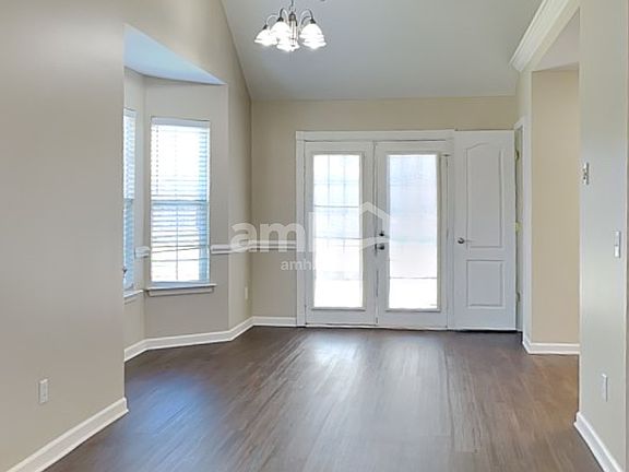 5th image of 1039 Saddle Wood Dr