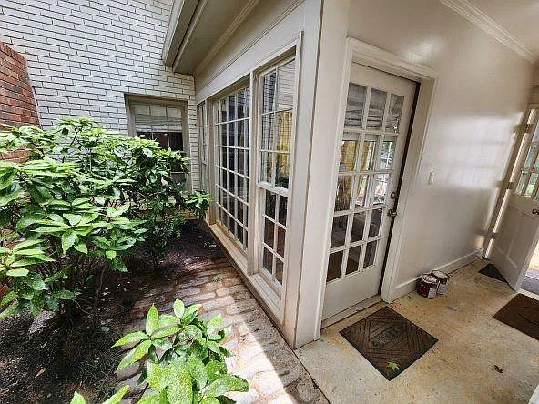 1 bed, 1.0 bath, $1,095 — Photo 2