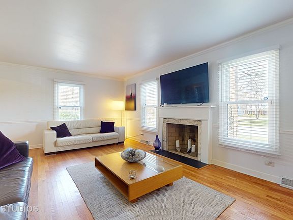 5th image of 905 Prince Charles Ln