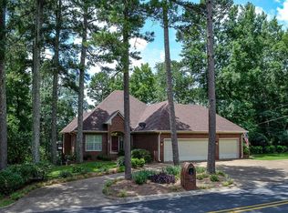 132 Parkridge St, Hot Springs, AR 71901