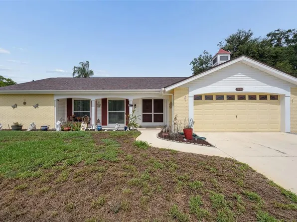 12301 Hounds Bay Row, Hudson, FL 34667