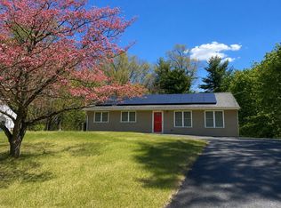 915 Bradley Rd, Springfield, MA 01109