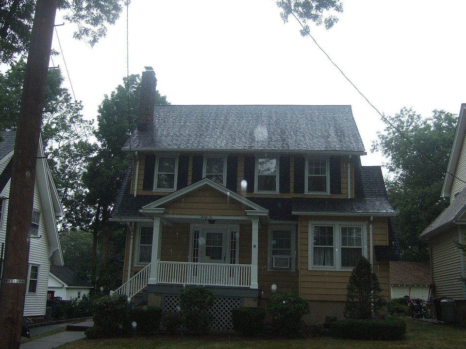 1st image of 36 Linden Ave