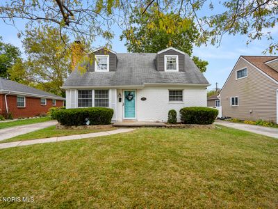 331 Crestway Dr, Oregon, OH, 43616