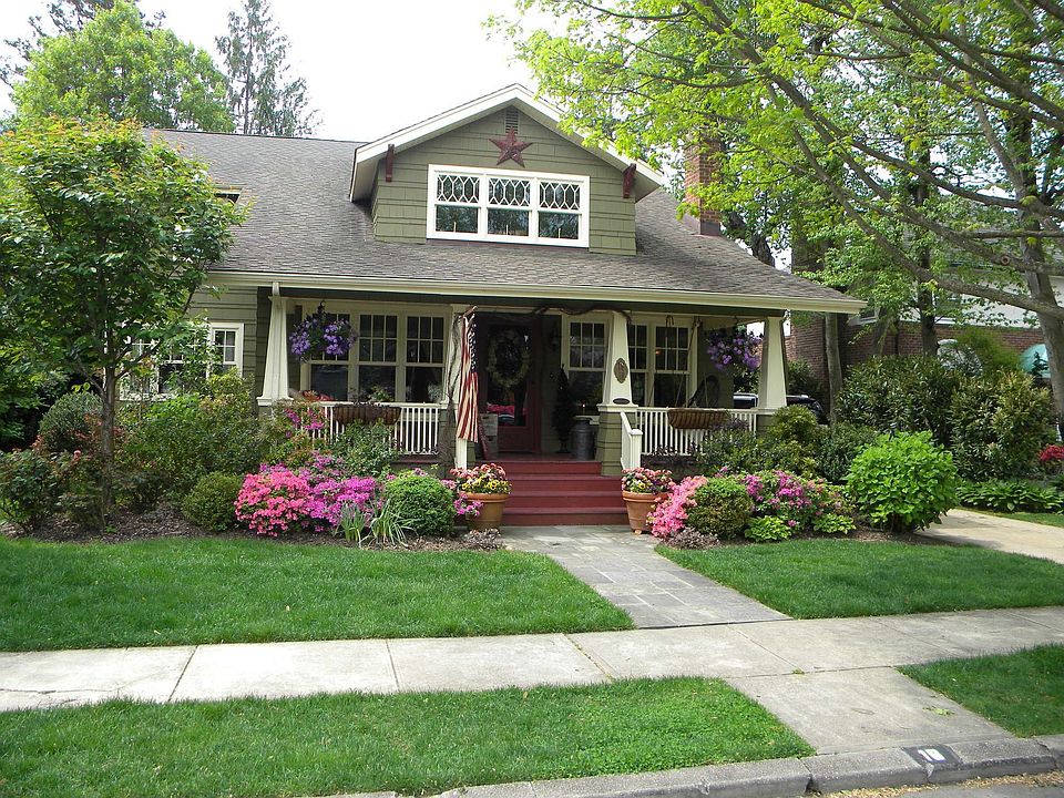 1st image of Vanderveer Court