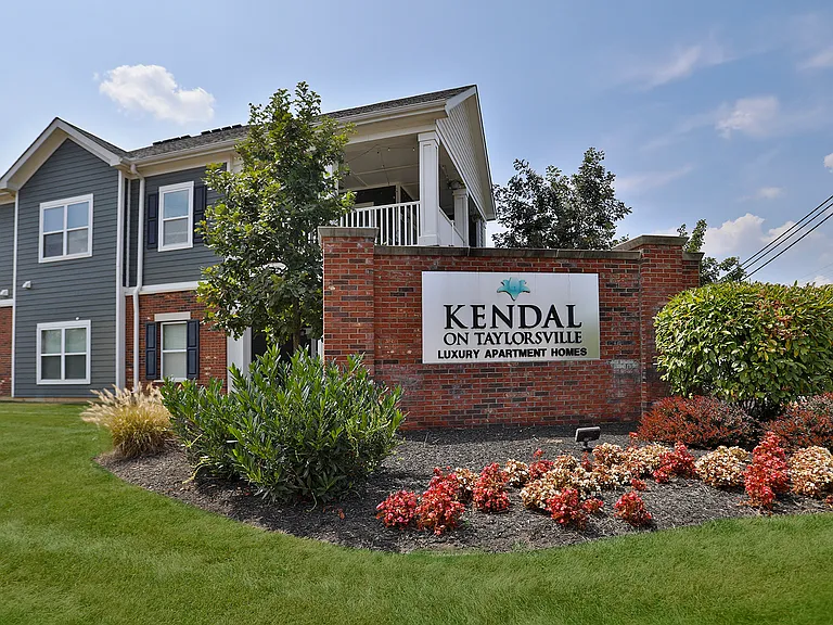 Kendal On Taylorsville — Photo 37