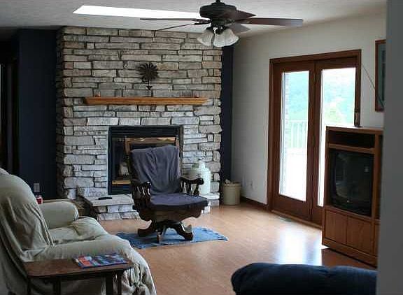 Living Room w/Fireplace