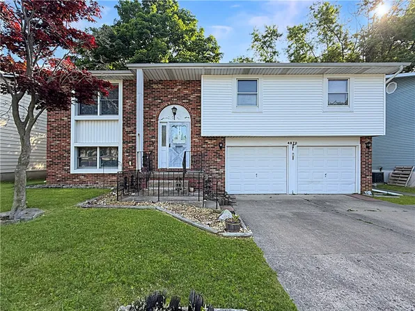 4870 Baker Woods Ln, Decatur, IL 62521