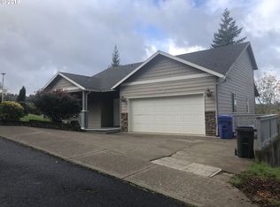 523 SE Espinosa St, Estacada, OR