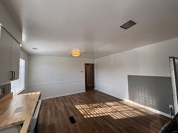 5th image of 3707 Wilmar Dr #2