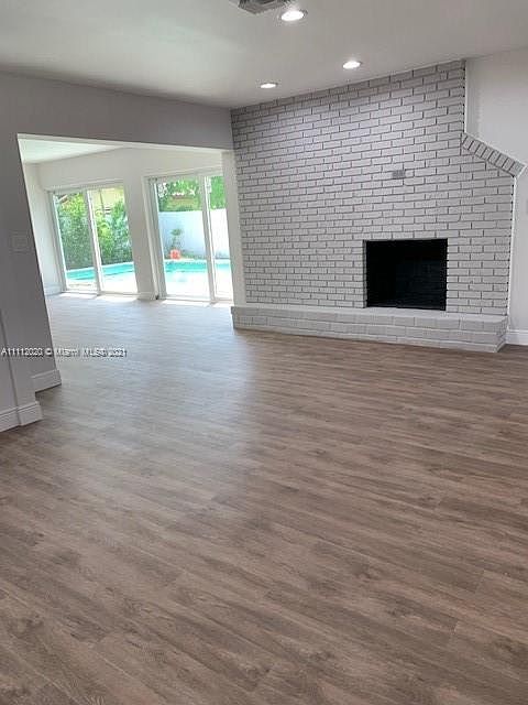 2nd image of 2500 NE 36th St
