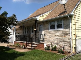30 N 6th Ave, Manville, NJ