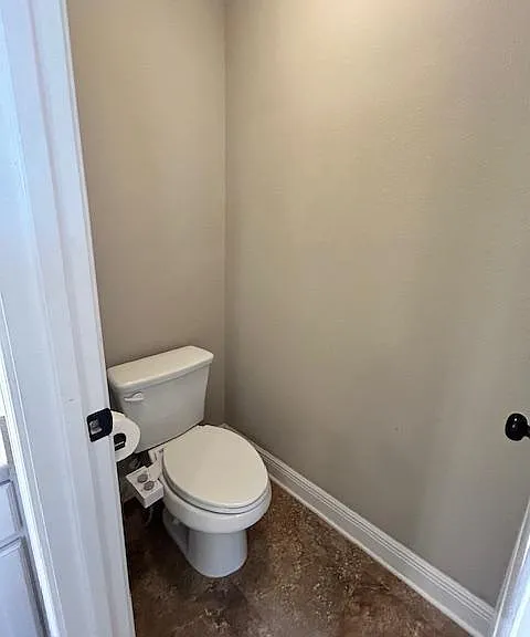 Separate WC in master bathroom