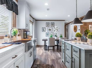 Everett Plan, Villas de Mariposas, Cleburne, TX 76033