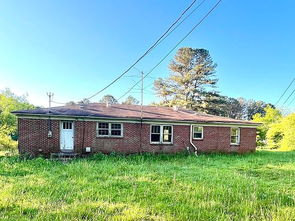 2nd image of 3658 W Point Rd