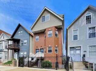 3115 N Oakley Ave #1, Chicago, IL 60618
