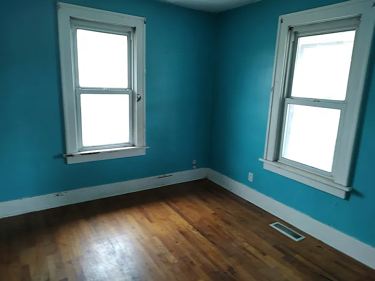 220 S Main St — Photo 6