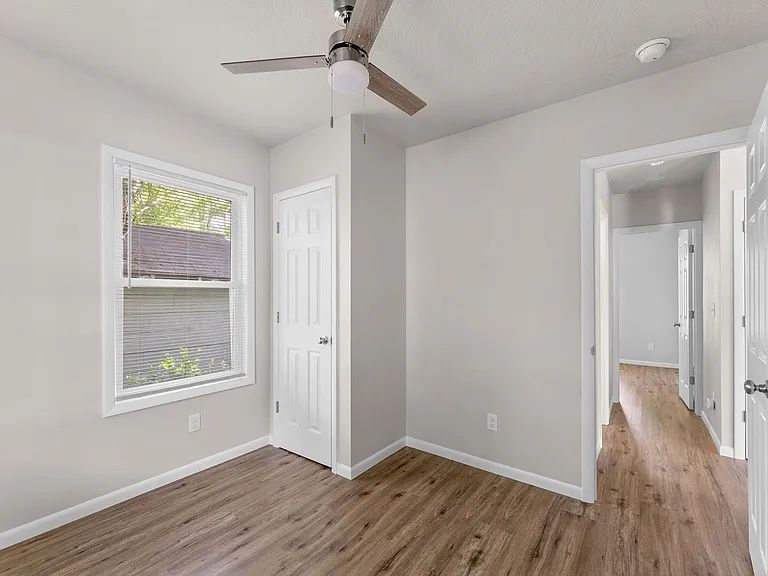 514 S Fort Ave — Photo 11