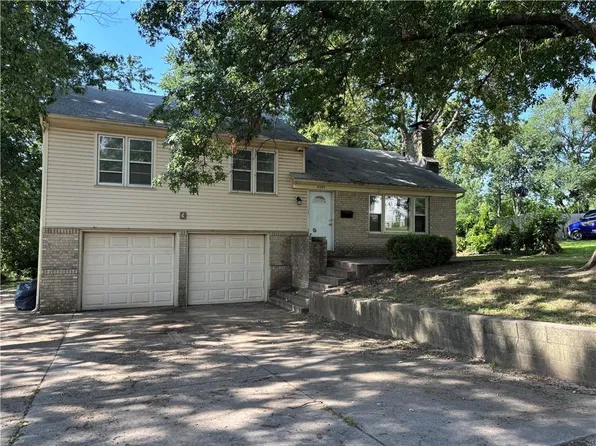 4329 Wood Ave, Kansas City, KS 66102