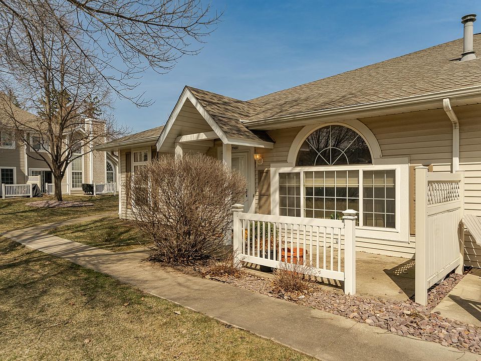 1st image of 1988 Waterford Pl SW