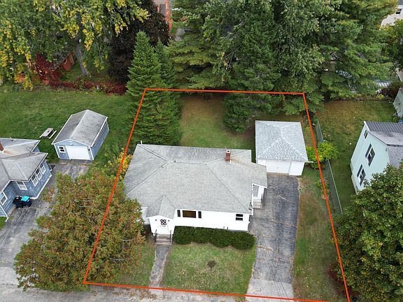 4th image of 8 Highland Avenue