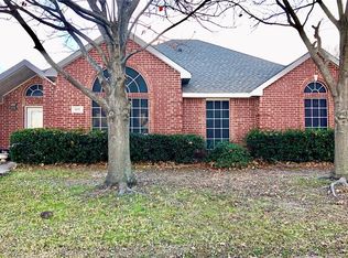 565 Primrose Ln, Rockwall, TX 75032