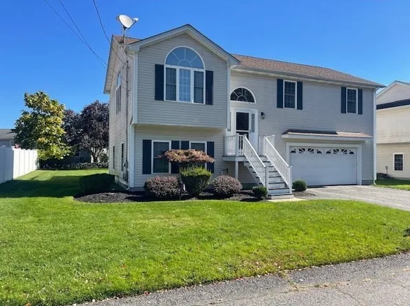 1 Modesta St, North Providence, RI 02904