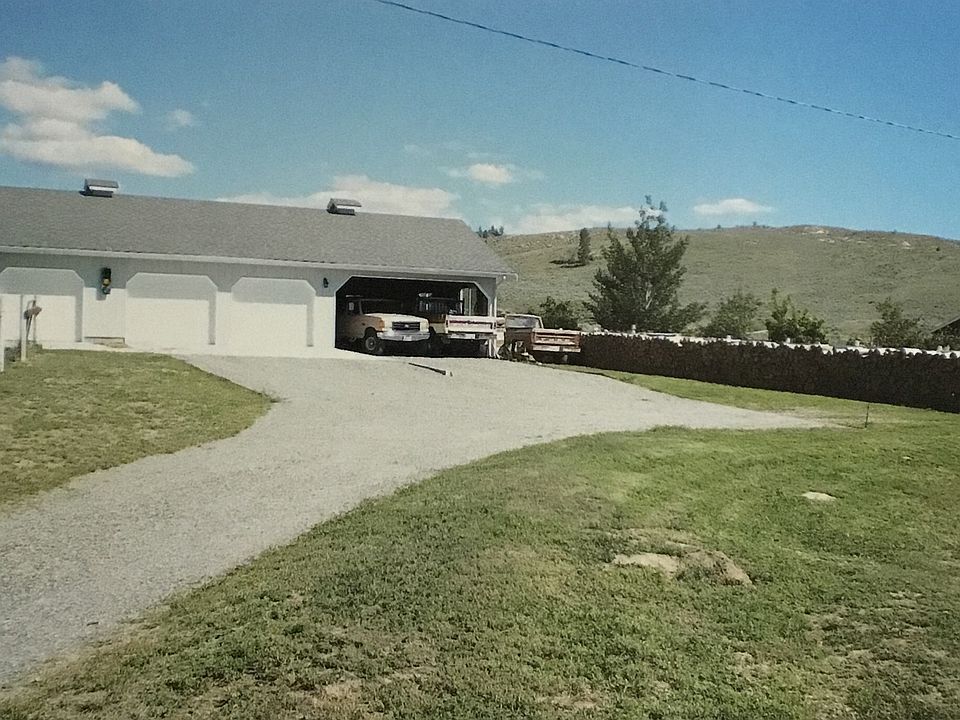 2nd image of 460 McLaughlin Canyon Rd