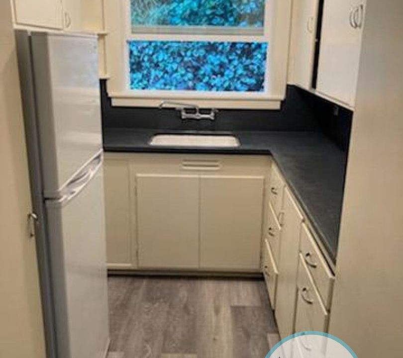 Ferry Street Triplex LTR Apartment Rentals Eugene, OR Zillow