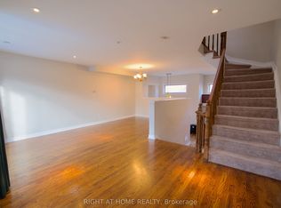 70 Guildwood Pkwy #7, Toronto, ON M1E 1N8